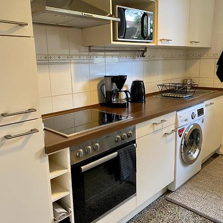 Zentrumsnahe Schoene Altbauwohnung Bis 4 Personen Flensburg Bagian luar foto