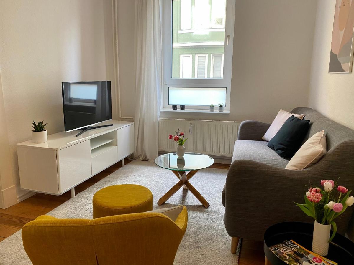 Zentrumsnahe Schoene Altbauwohnung Bis 4 Personen Flensburg Bagian luar foto