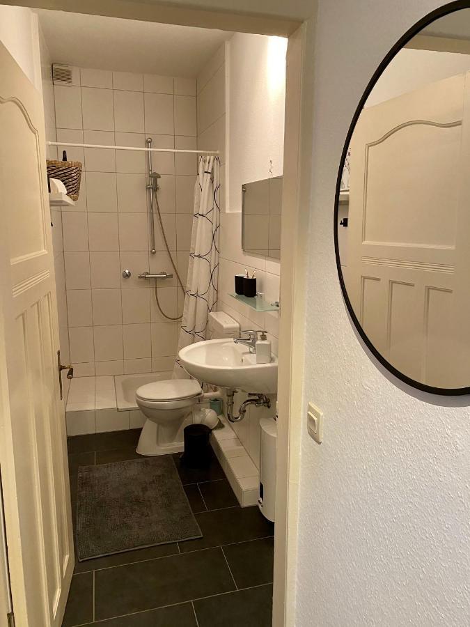 Zentrumsnahe Schoene Altbauwohnung Bis 4 Personen Flensburg Bagian luar foto