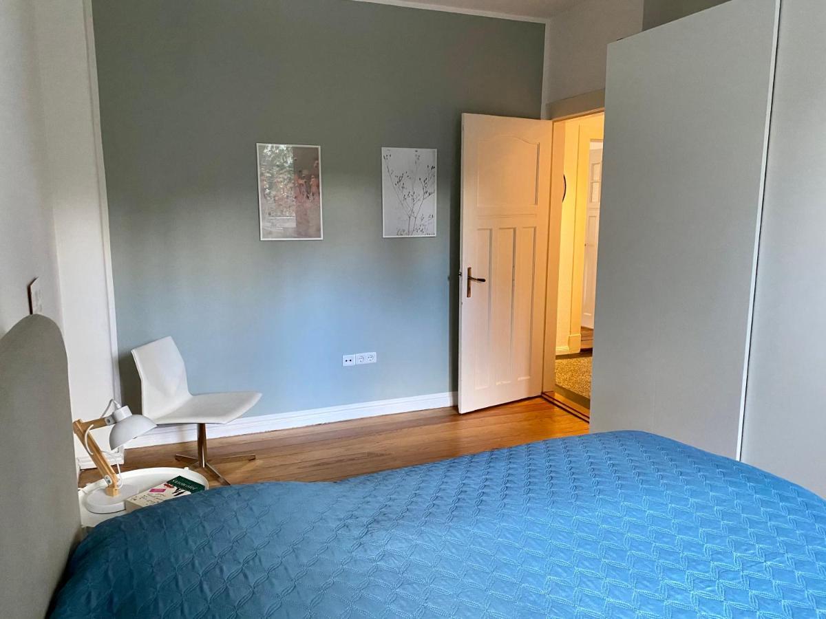 Zentrumsnahe Schoene Altbauwohnung Bis 4 Personen Flensburg Bagian luar foto